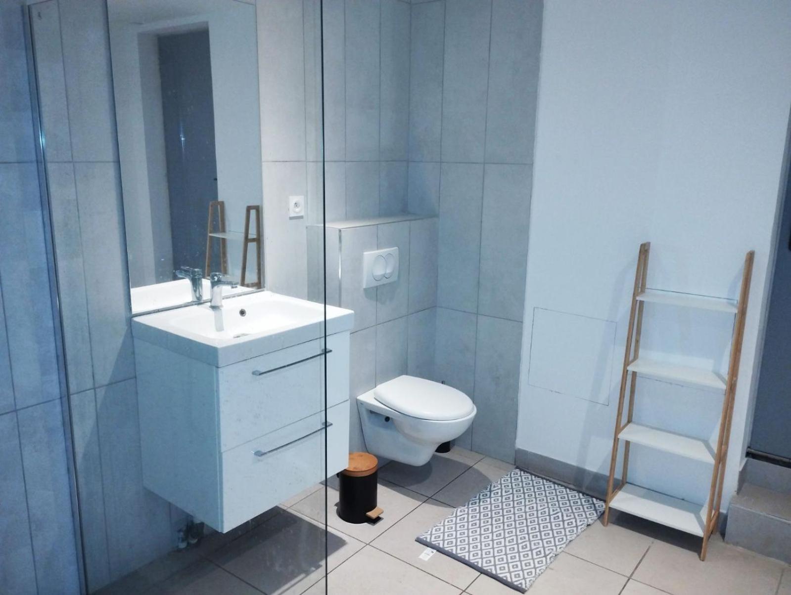 Le Bathalzar Apartment